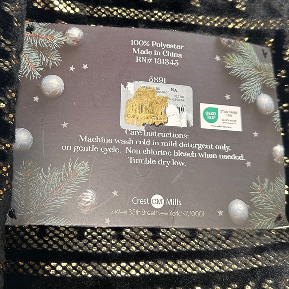 3/$20 💥  Have A Holly Jolly Merry Christmas Black Gold Foil Plush Throw Blanket - Picture 14 of 17